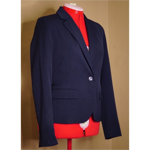 Single Button Blazer - Picture 4 of 4